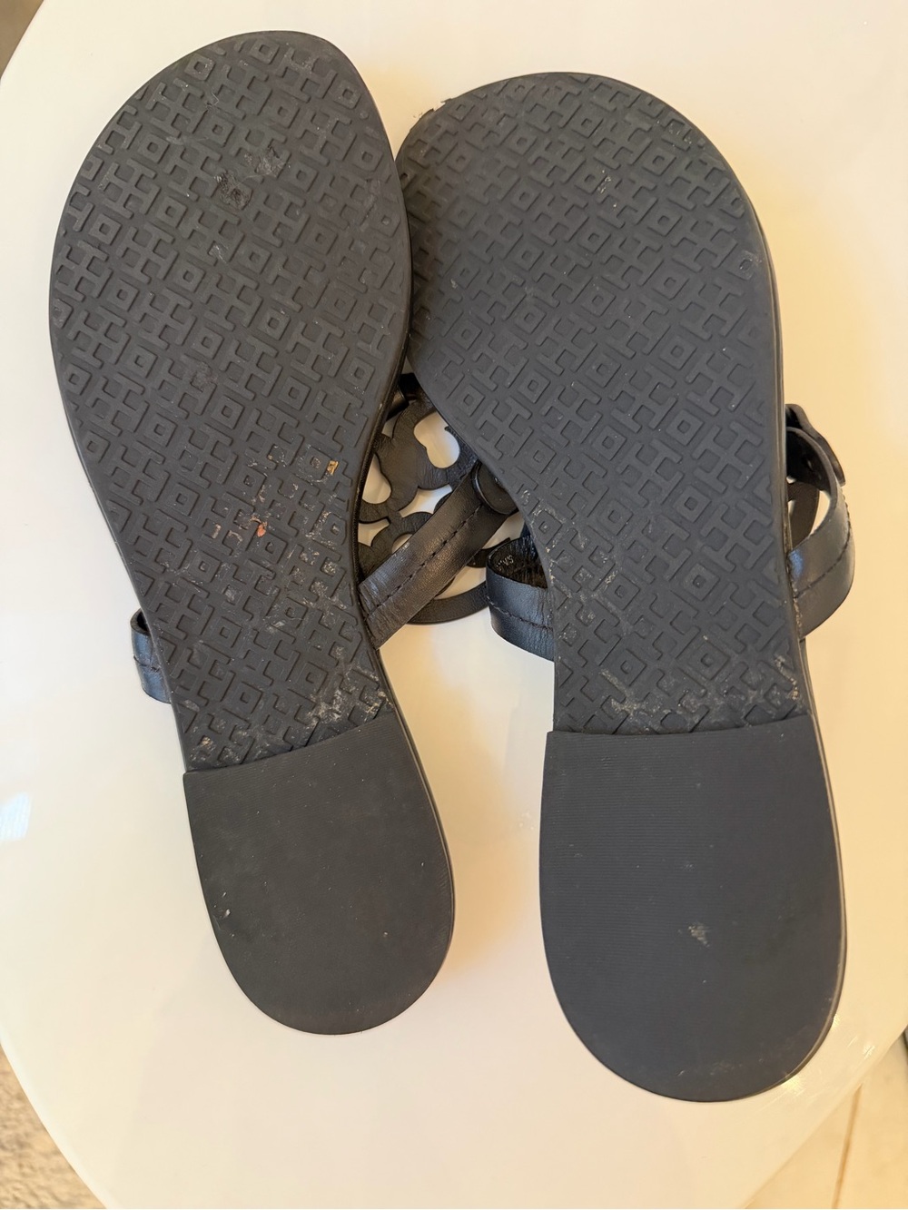 Women's Tory Burch Miller Thong Sandal , Size US 7.5 M - Black Leather - Picture 5 of 7